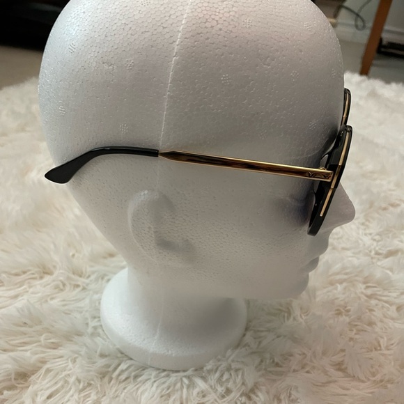 GENTLE MONSTER Absente One Black Sunglasses - Picture 9 of 15